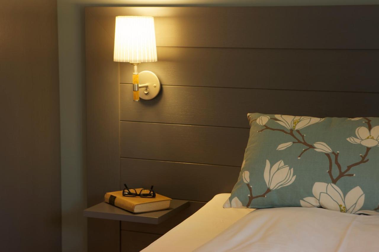 Gloppen Hotell - By Classic Norway Hotels Сандане Экстерьер фото
