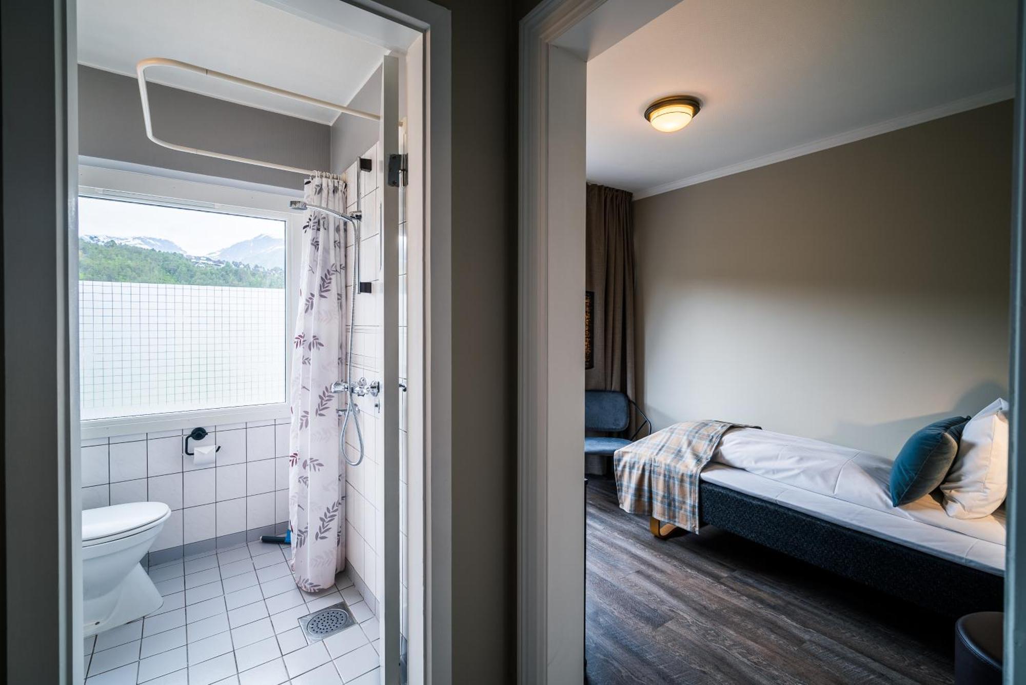 Gloppen Hotell - By Classic Norway Hotels Сандане Номер фото